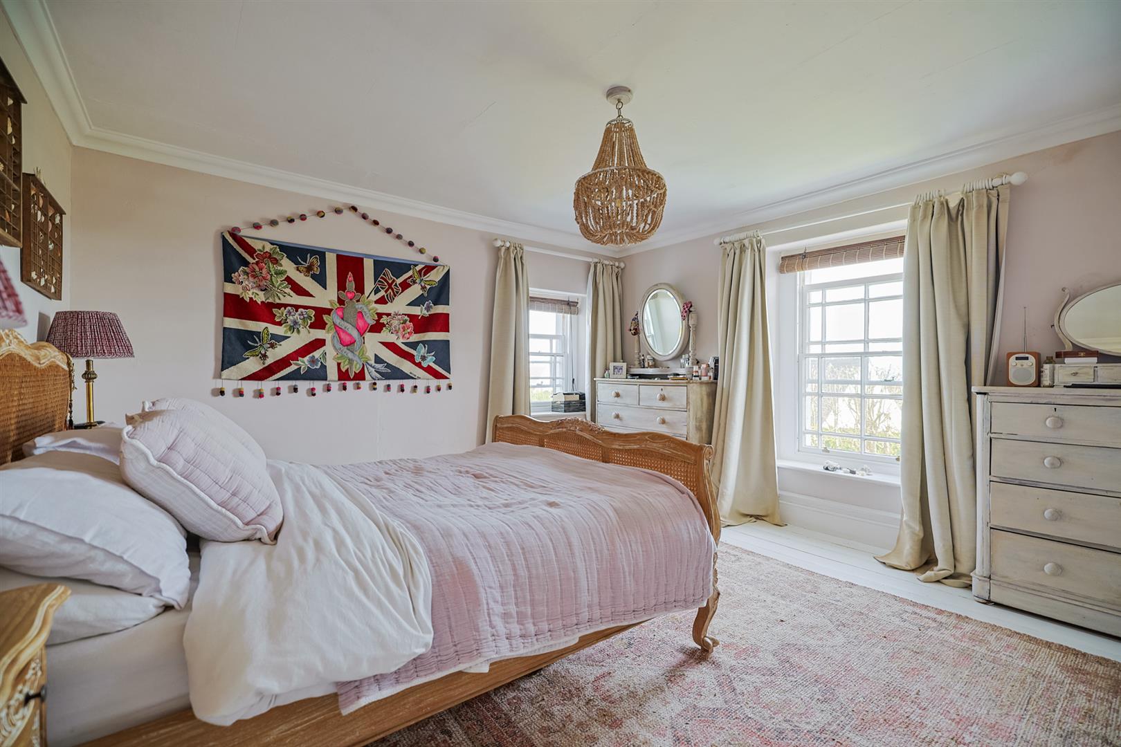 Milan House & Cottage, Overton Lane, Port Eynon, Swansea, SA3 1NR
